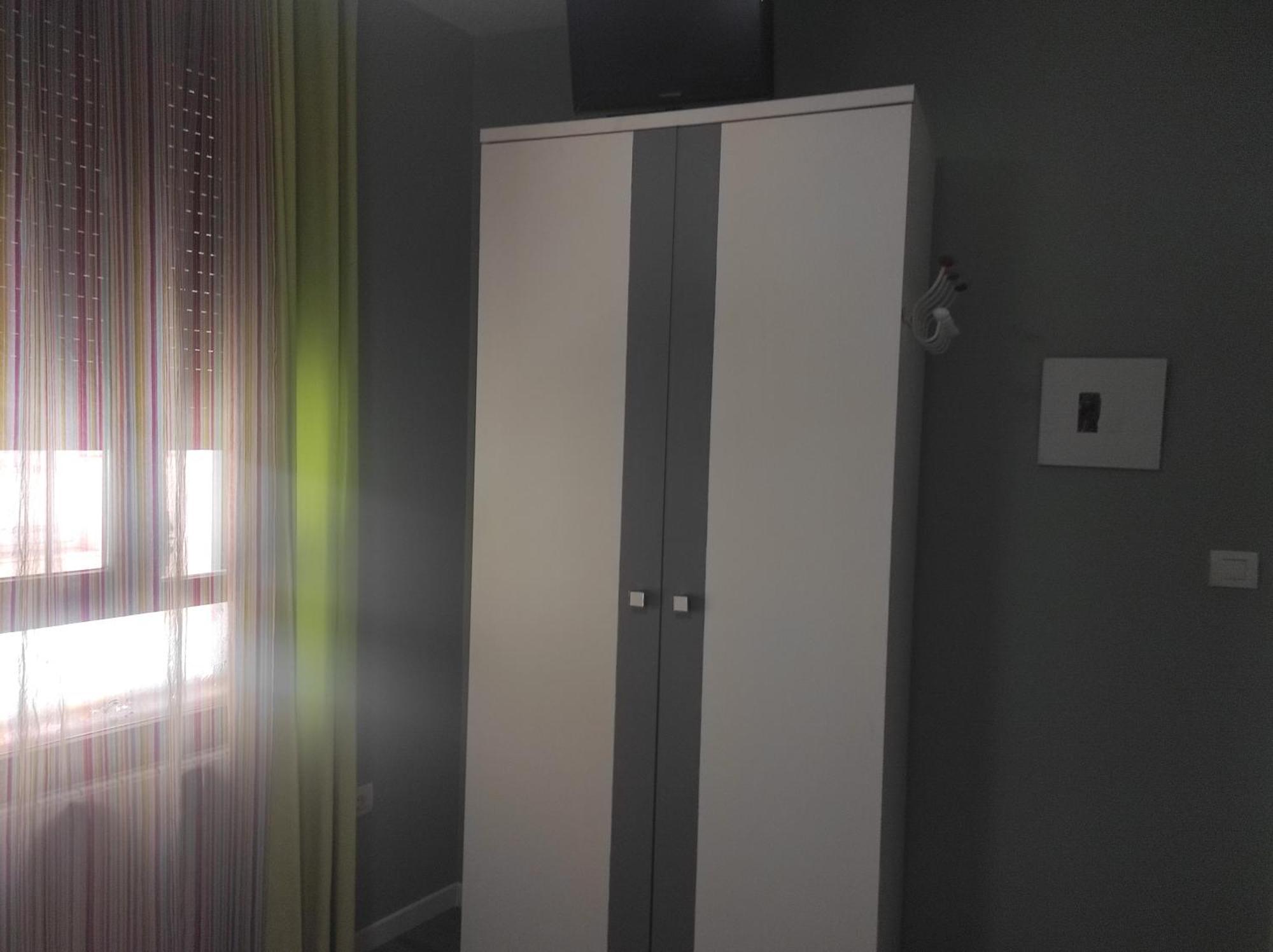 Apartamento Angustias Plaza Parking Gratis Privada Incluida アルカラ・ラ・レアル エクステリア 写真